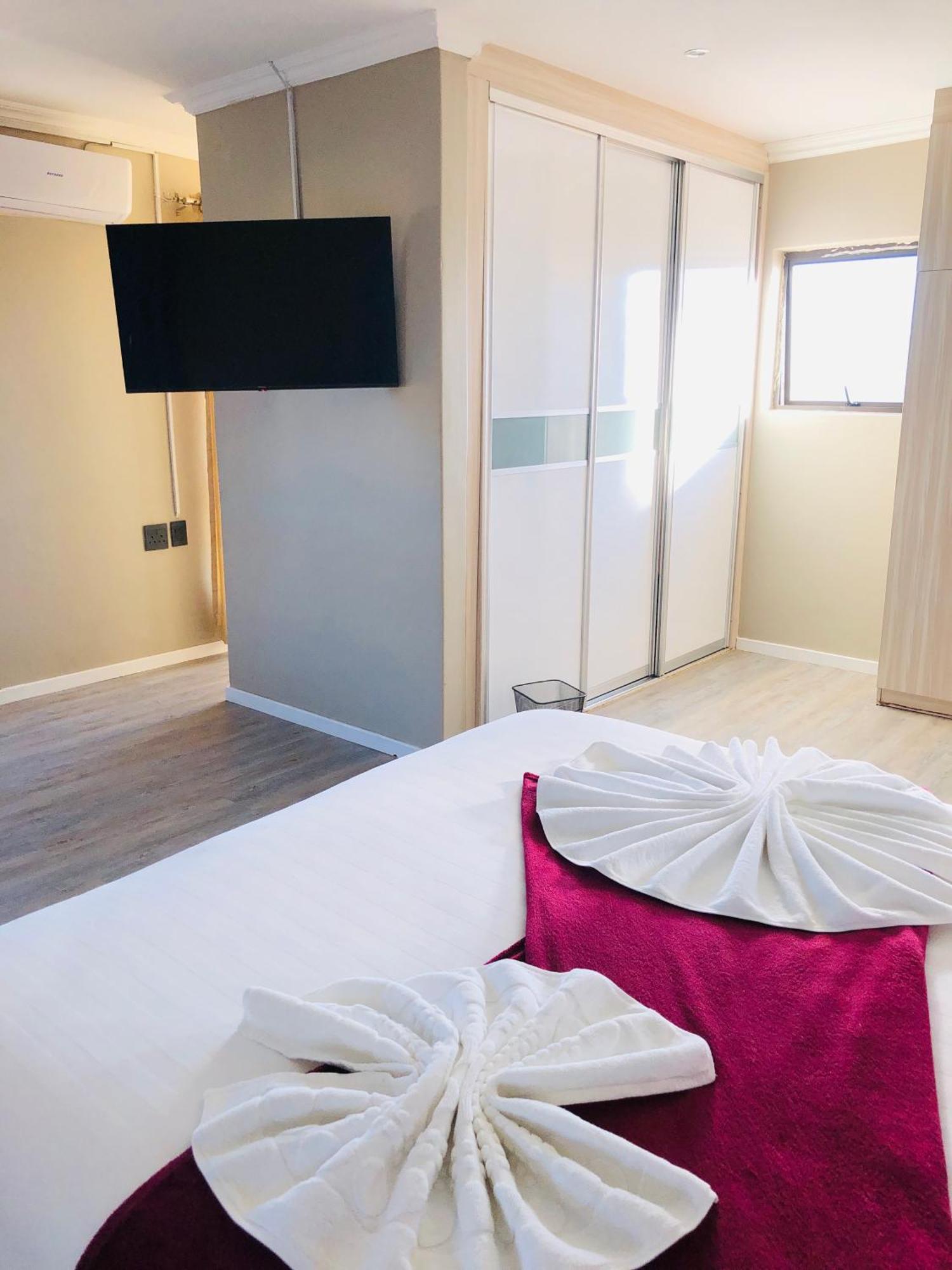 Gabz Airport Inn Gaborone Luaran gambar