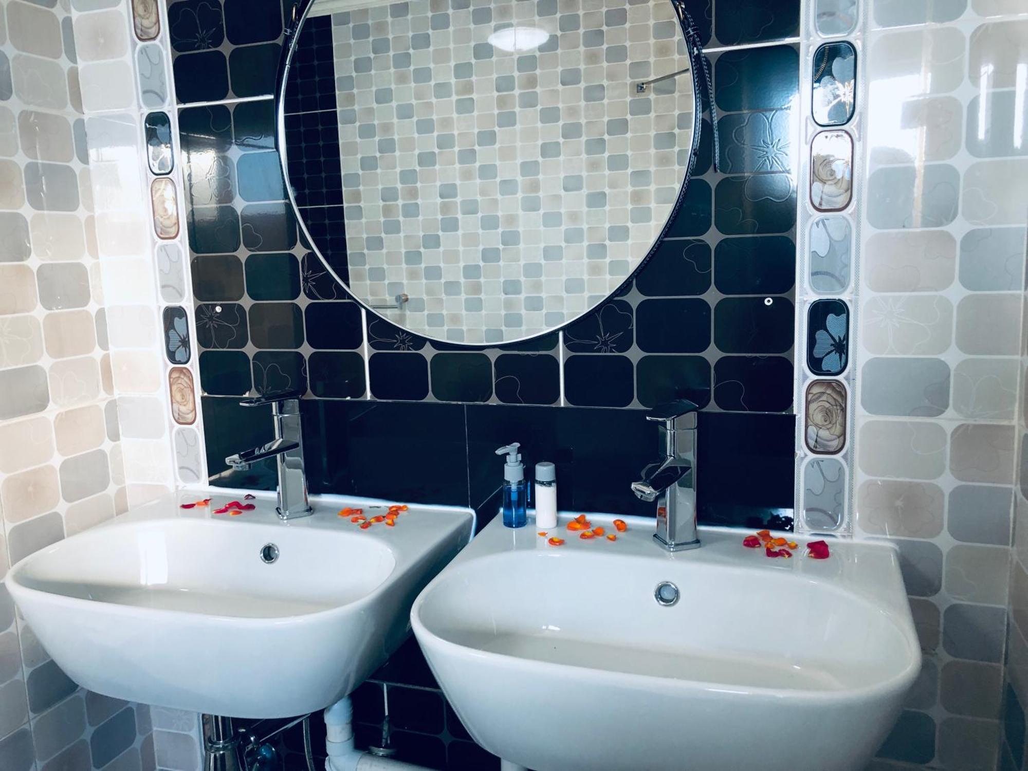 Gabz Airport Inn Gaborone Luaran gambar